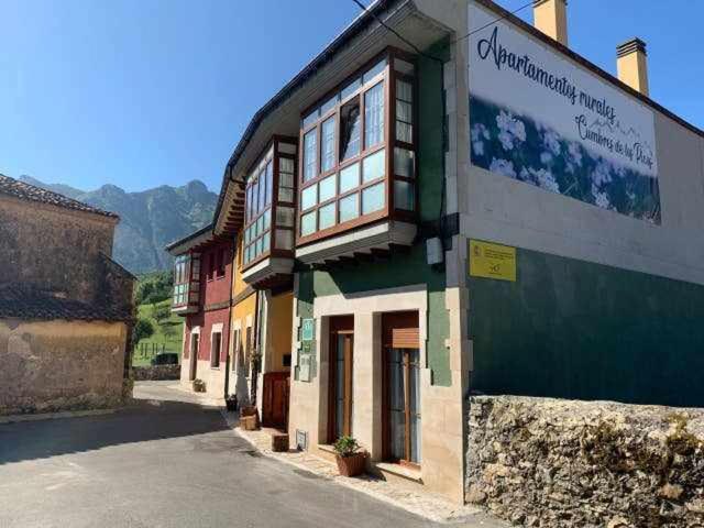 Cumbres De Los Picos Apartamento Treparriscos Poo  Eksteriør bilde